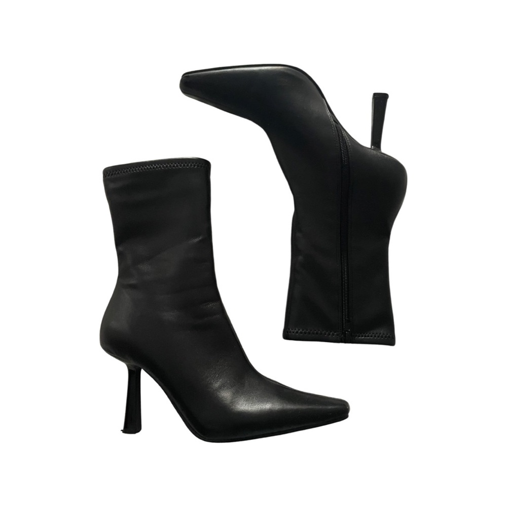 Steve Madden Pointy Booties size 8.5